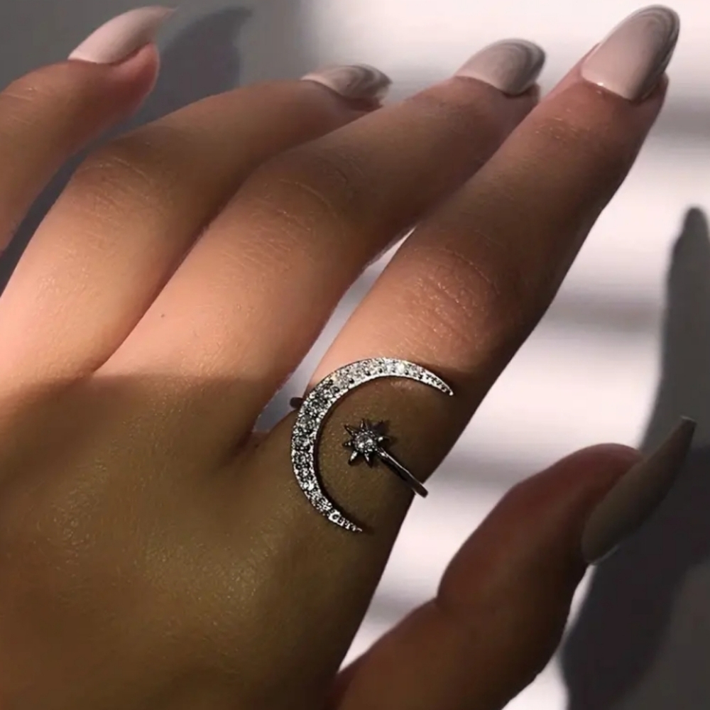 Sparkle Moon Star Silver Ring - Picture 5 of 5